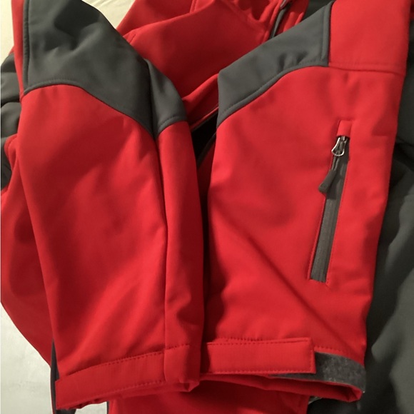 Free Country Red and Gray Performance Jacket - Picture 12 of 13